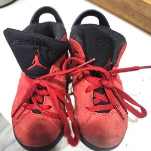 ‼️SALE ‼️BOYS JORDAN SNEAKERS